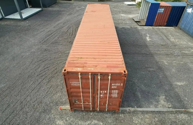 GEBRAUCHTER 40-FUSS-VERSANDCONTAINER