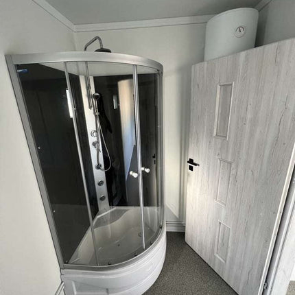Containerbüro, Küche, Toilette und Dusche 6,00 x 2,43 m