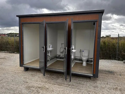 Sanitärcontainer-Pavillon mit drei Kabinen