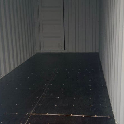 Kaufen Sie einen neuen 20-Fuß-Seecontainer mit drei Türen