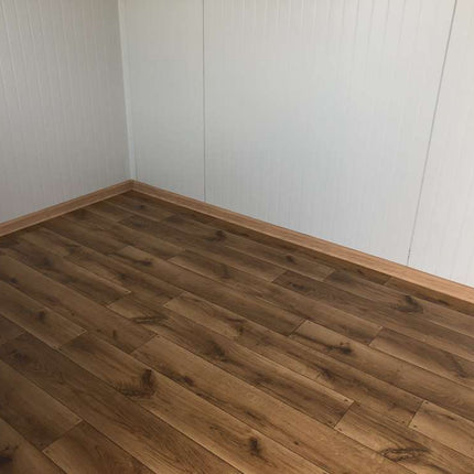 5x2,20 m Bürocontainer mit Sanitäranlagen
