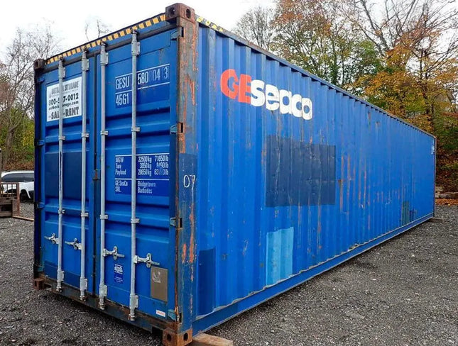 GEBRAUCHTER 45-FUSS-VERSANDCONTAINER