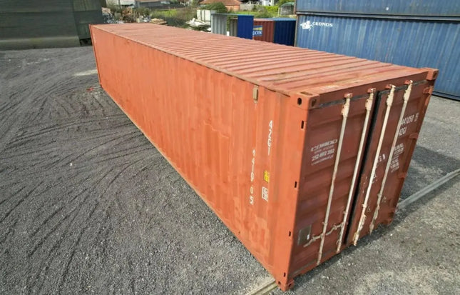 GEBRAUCHTER 40-FUSS-VERSANDCONTAINER