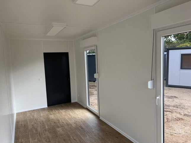 Standard-Bürocontainer 6,00 x 2,43 m